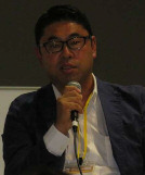 梅田氏