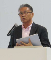 原山氏